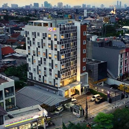 Fox Lite Grogol Jakarta Exterior photo