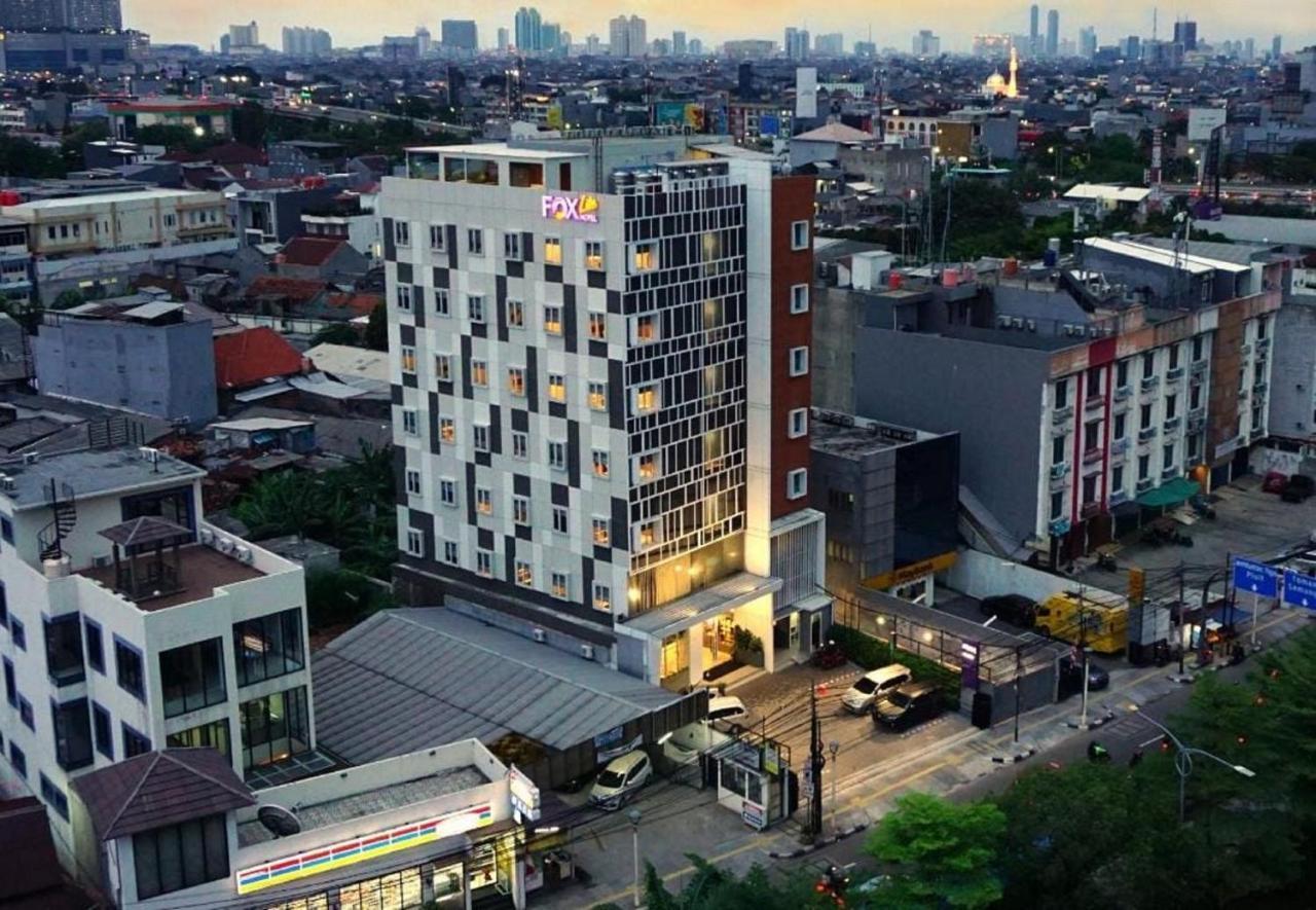 Fox Lite Grogol Jakarta Exterior photo